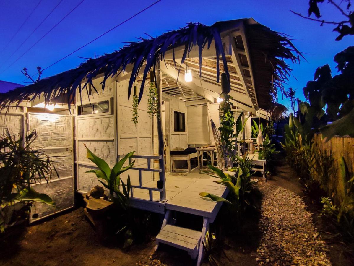 The Surf Shacks - Beach House, Aircon, Fast Wifi General Luna  Dış mekan fotoğraf