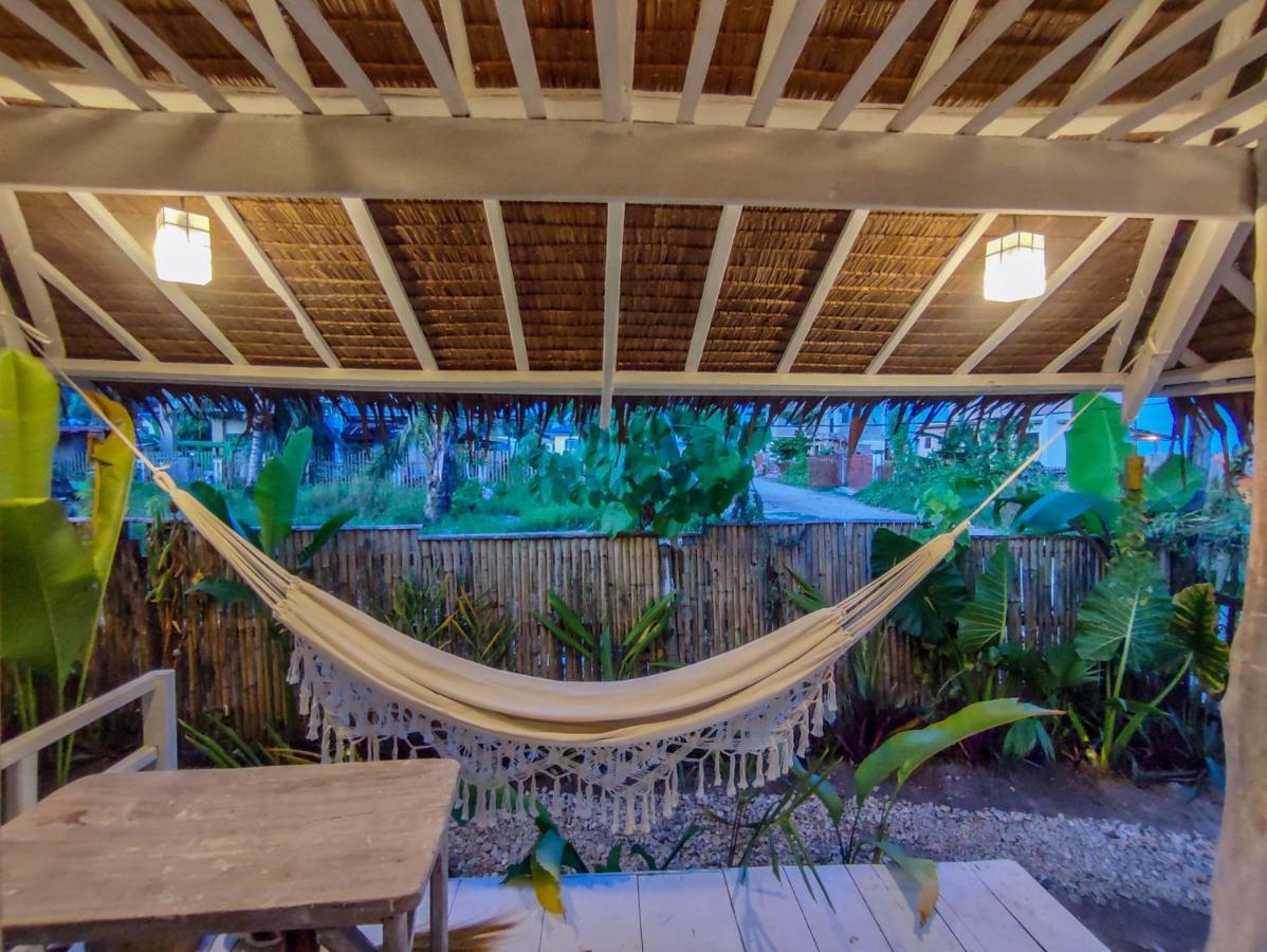 The Surf Shacks - Beach House, Aircon, Fast Wifi General Luna  Dış mekan fotoğraf